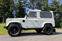 1992-White-Land-Rover-Defender-90-exterior-6