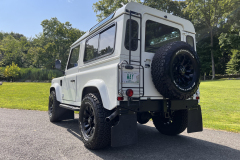 1992-White-Land-Rover-Defender-90-exterior-8