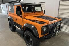 Oscar-Toga-Land-Rover-Defender-90-Orange-15