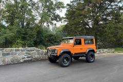 Oscar-Toga-Land-Rover-Defender-90-Orange-22