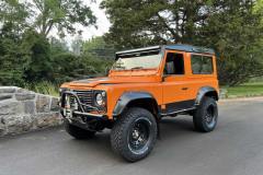 Oscar-Toga-Land-Rover-Defender-90-Orange-23