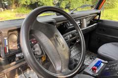 Oscar-Toga-Land-Rover-Defender-90-Orange-32