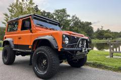 Oscar-Toga-Land-Rover-Defender-90-Orange-49