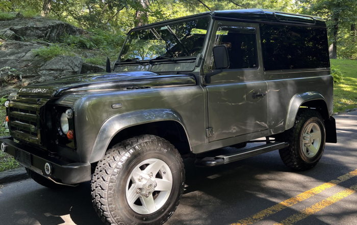 1997-Land-Rover-Defender-90-Black2